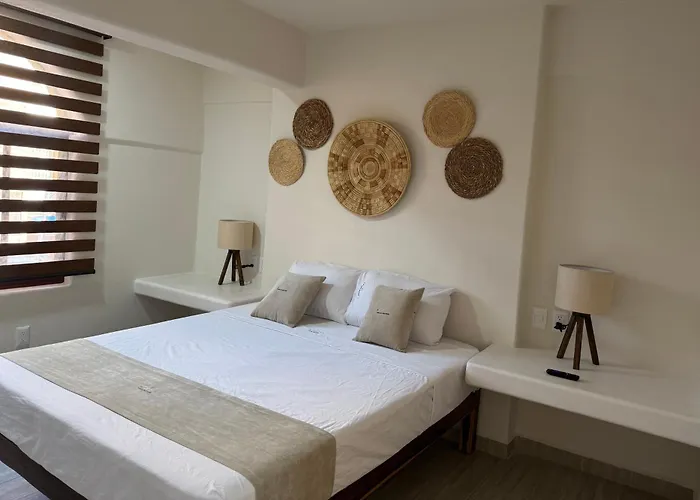 Ixic Boutique 4*